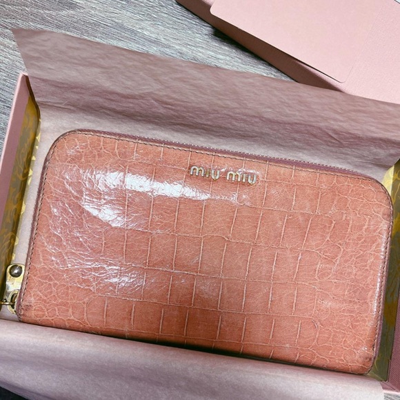 EUC MiuMiu wallet - Picture 4 of 4